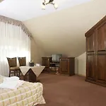 B&B Senoji 팔랑가