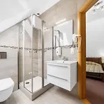 Senoji 3*