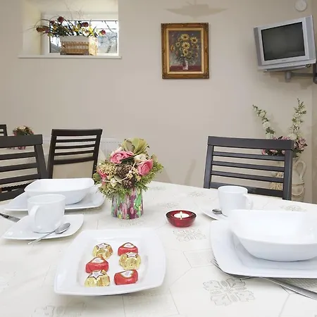 Senoji Bed and Breakfast Παλάγκα