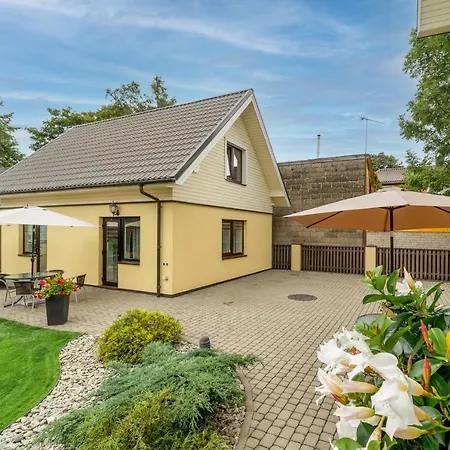 Senoji Bed & Breakfast Palanga