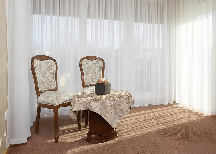 Senoji Bed & Breakfast